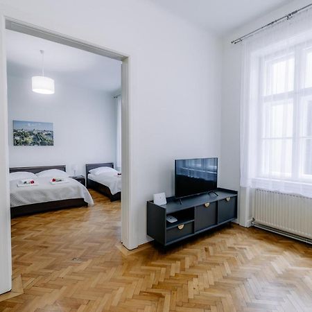 Stylish Vienna Apartment Bagian luar foto